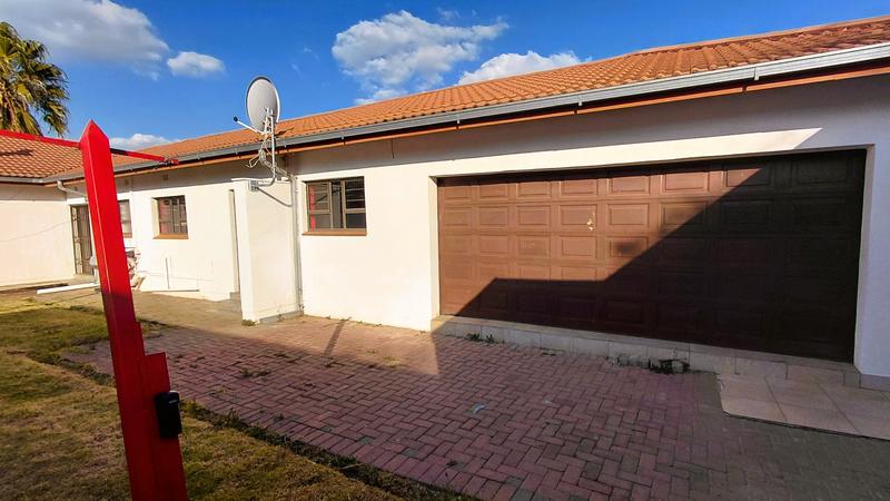 3 Bedroom Property for Sale in Bayswater Free State